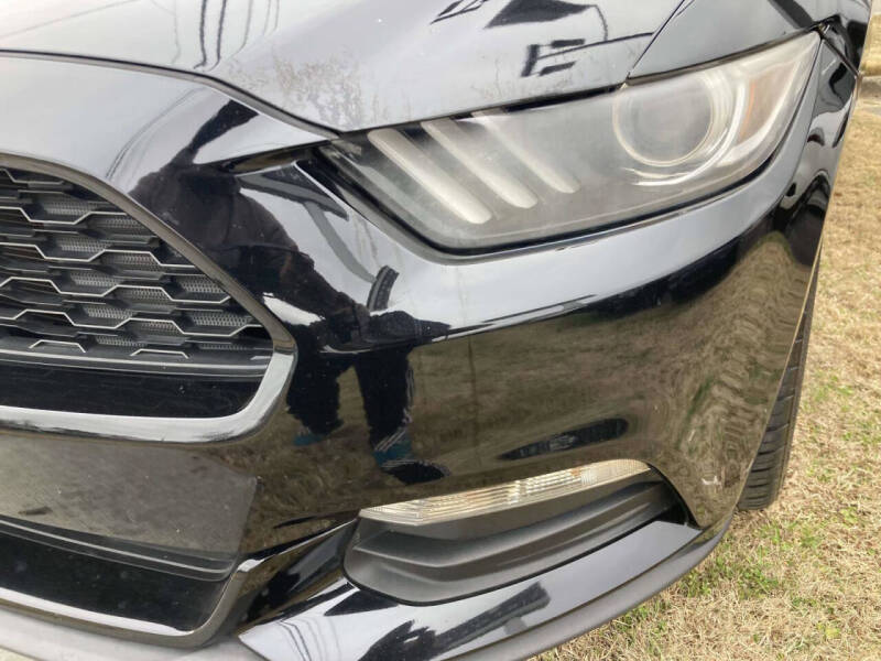 2015 Ford Mustang V6