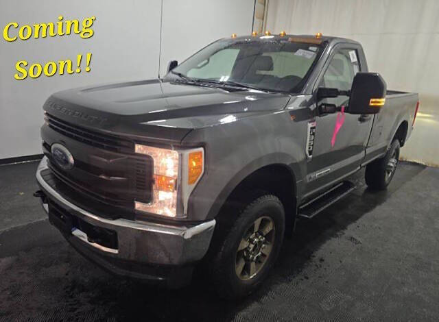 2017 Ford F-350 Super Duty XL's photo