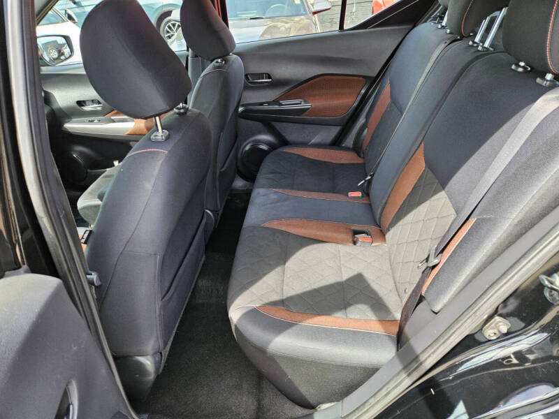 2018 Nissan Kicks SR
