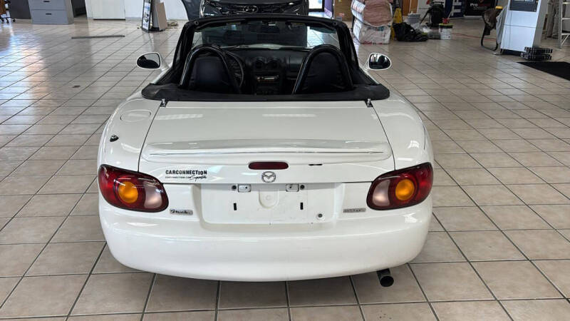 2000 Mazda MX-5 Miata