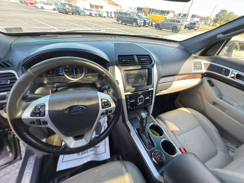 2011 Ford Explorer Limited