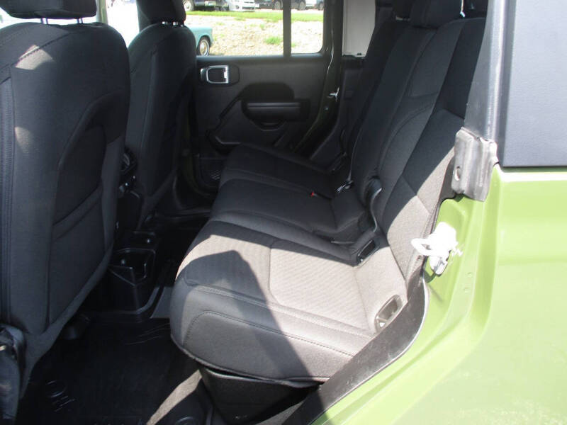 2021 Jeep Gladiator Willys