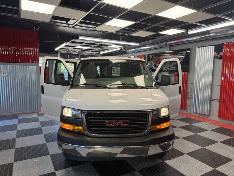 2023 GMC Savana 2500