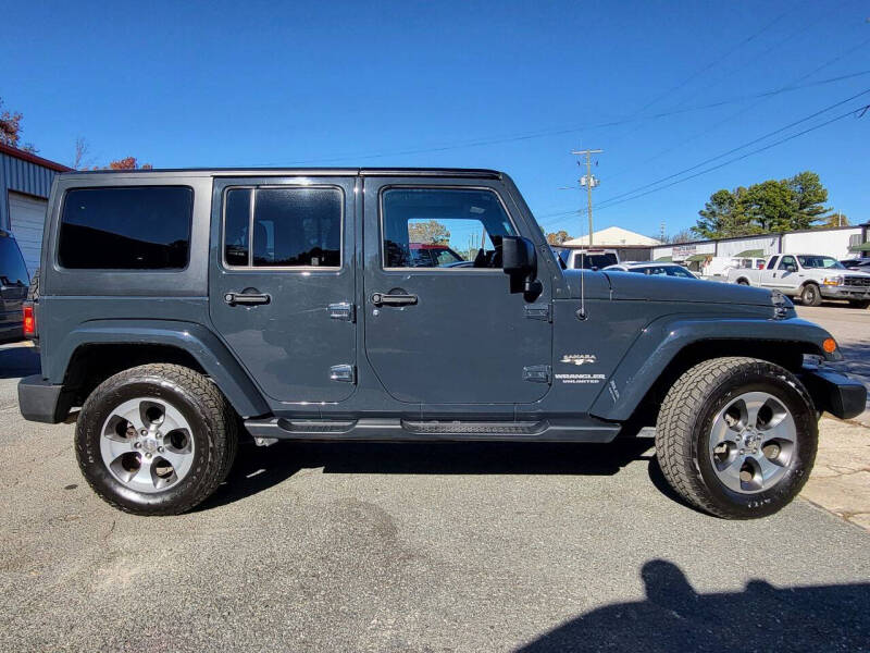 2017 Jeep Wrangler Unlimited Sahara