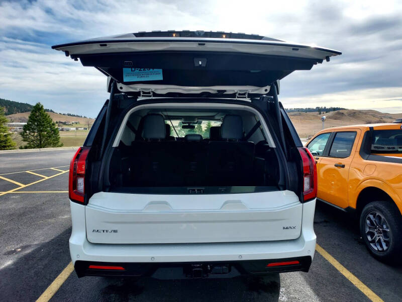 2026 Ford Expedition MAX Active
