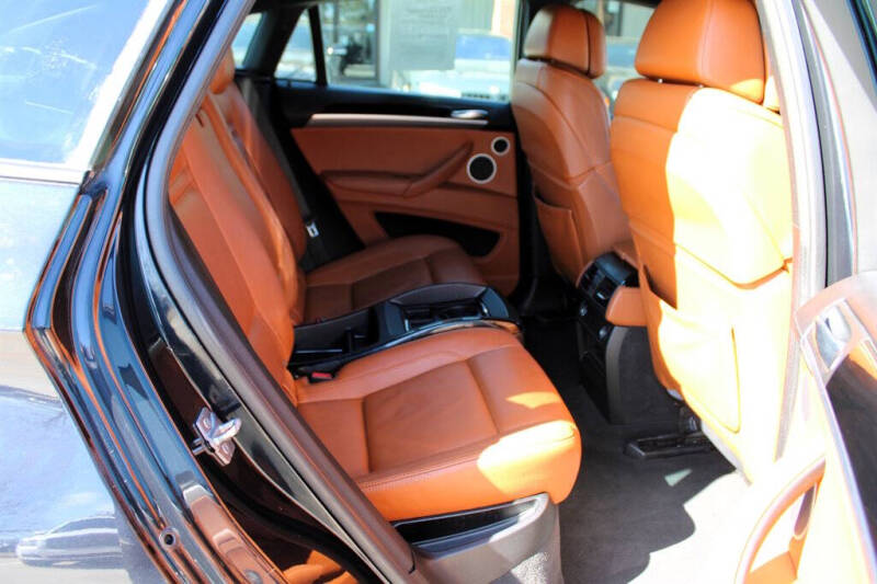 2013 BMW X6 M