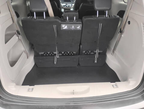 2017 Chrysler Pacifica Touring-L Plus