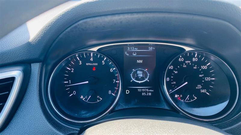 2015 Nissan Rogue SV