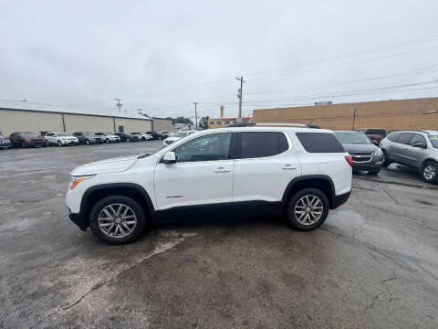 2017 GMC Acadia SLE-2