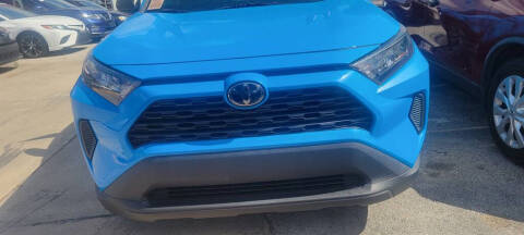2020 Toyota RAV4 LE