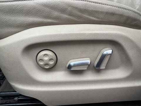 2016 Audi Q5 2.0T quattro Premium Plus