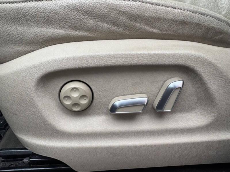 2016 Audi Q5 2.0T quattro Premium Plus