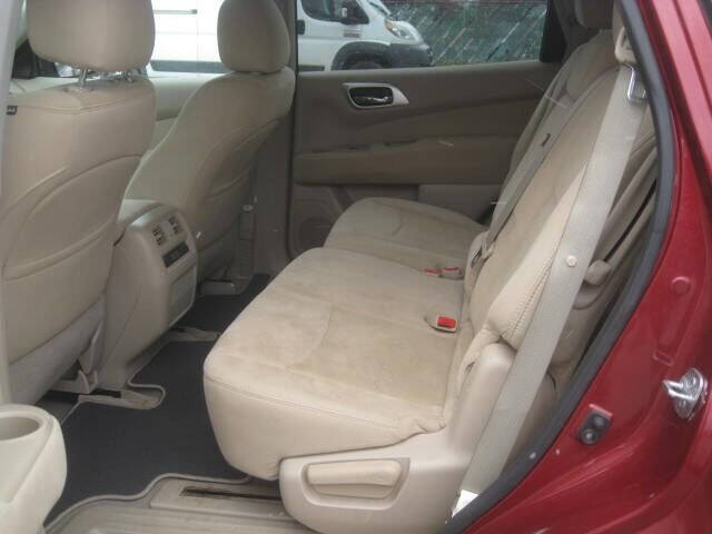 2014 Nissan Pathfinder S