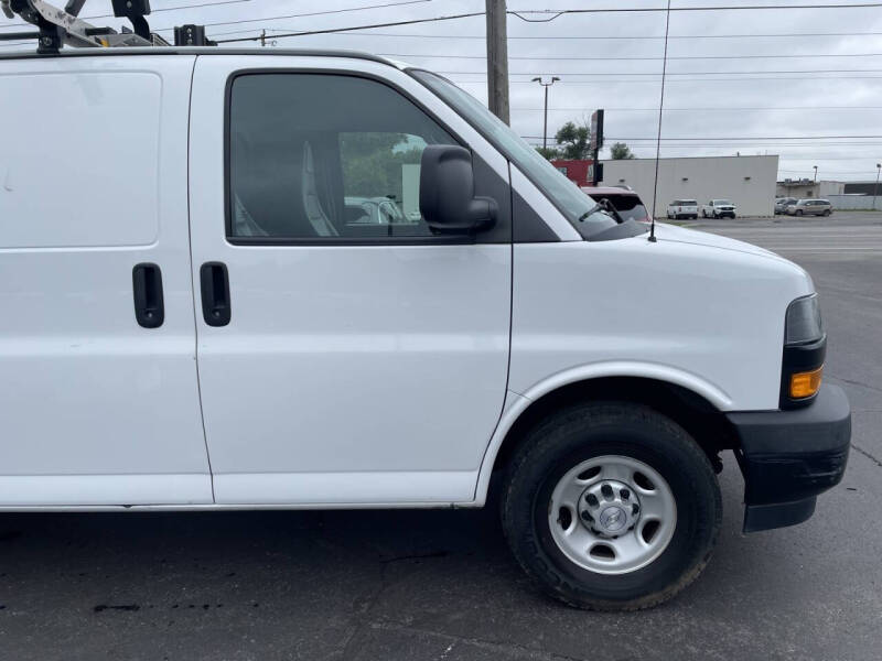 2019 Chevrolet Express 2500