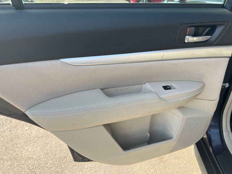 2013 Subaru Outback 2.5i Premium