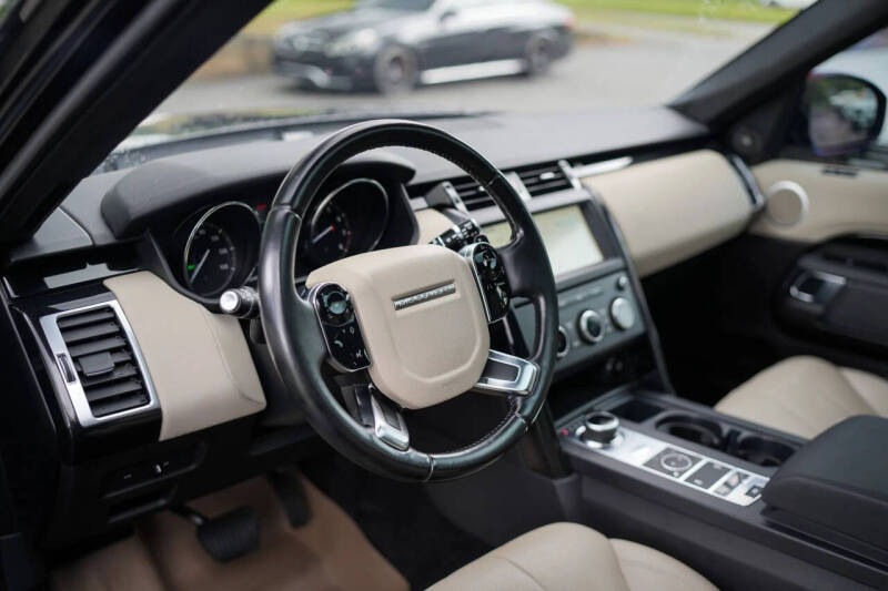 2019 Land Rover Discovery SE