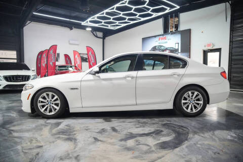 2015 BMW 5 Series 528i
