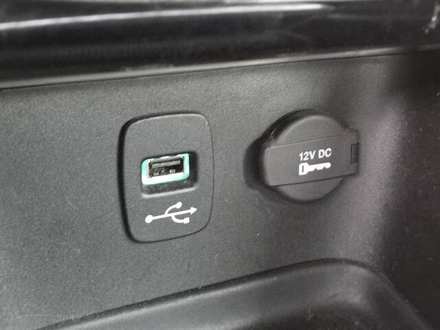 2013 Chrysler 200 Limited