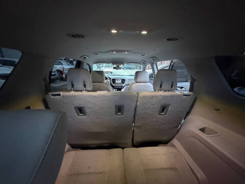 2017 GMC Acadia SLE-1