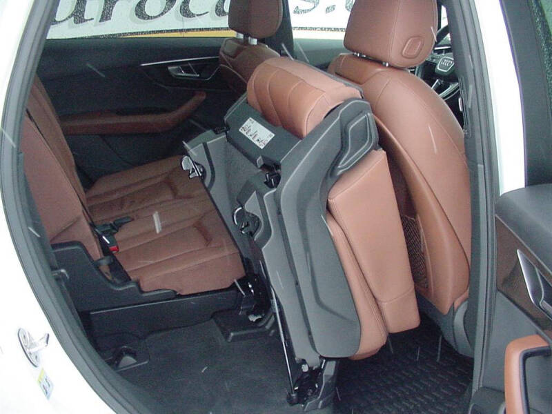 2021 Audi Q7 quattro Premium Plus 55 TFSI