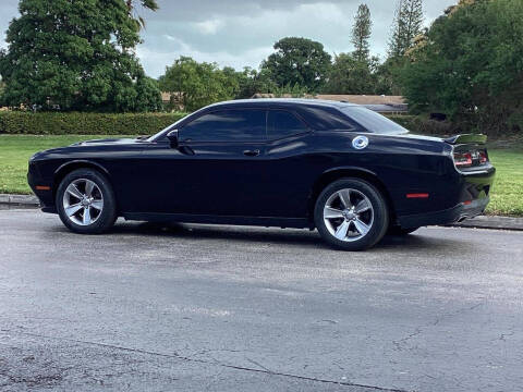 2019 Dodge Challenger SXT