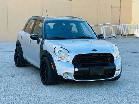 2012 MINI Cooper Countryman for sale at Signature Motor Group in Glenview IL