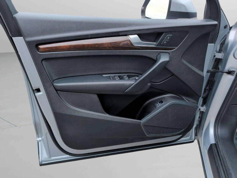 2019 Audi Q5 quattro Premium 45 TFSI