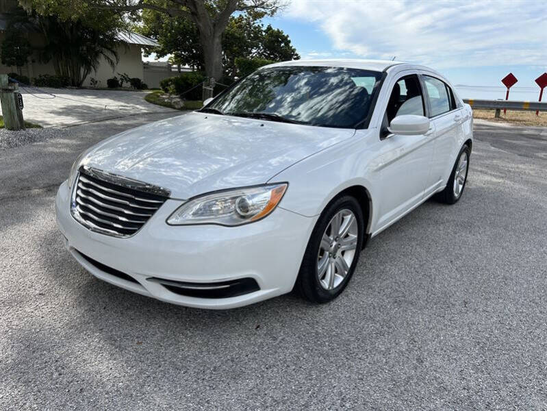 2013 Chrysler 200 LX