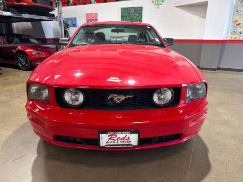 2005 Ford Mustang GT Premium