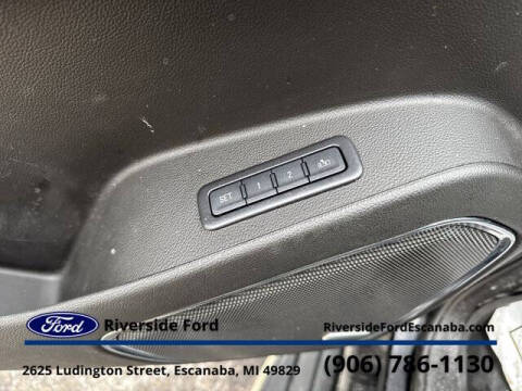 2018 GMC Yukon XL SLT Standard Edition