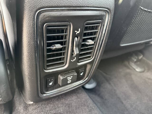 2011 Jeep Grand Cherokee Overland