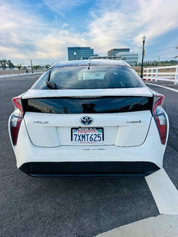 2017 Toyota Prius Two