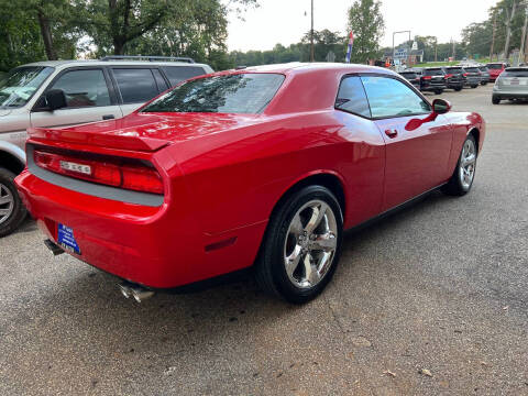 2014 Dodge Challenger SXT