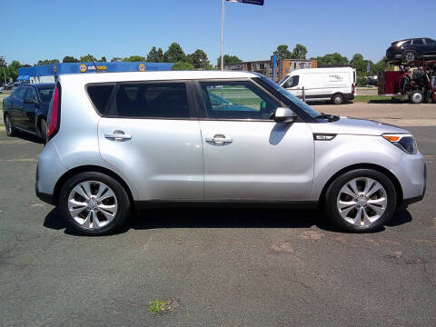 2015 Kia Soul +