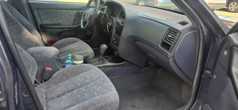2001 Hyundai Elantra GLS