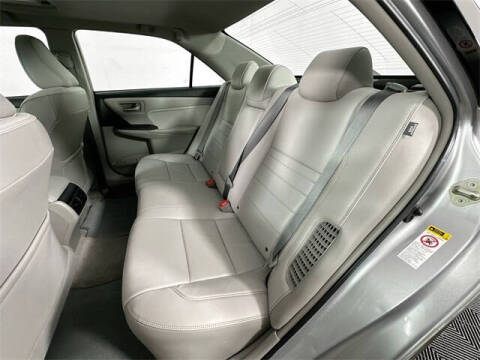 2016 Toyota Camry Hybrid XLE