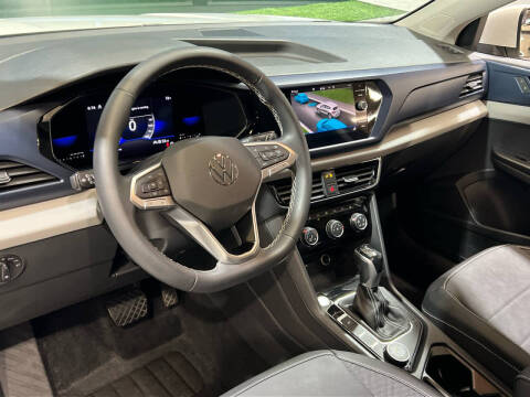 2023 Volkswagen Taos SE 4Motion