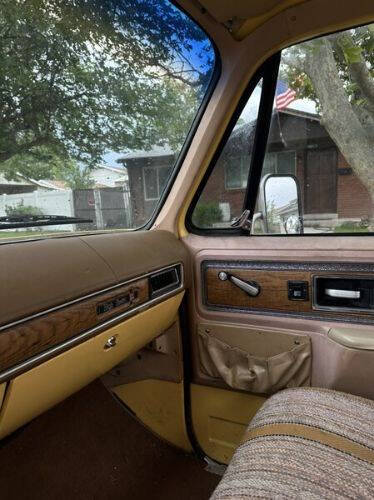 1977 GMC Sierra 2500