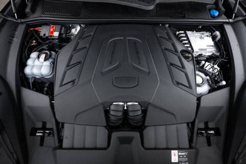 2025 Porsche Cayenne Turbo E-Hybrid