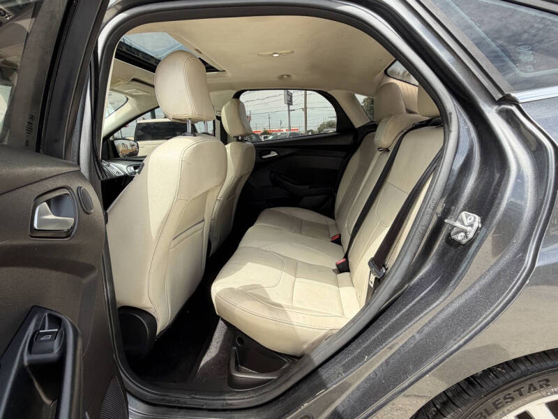 2017 Ford Focus Titanium