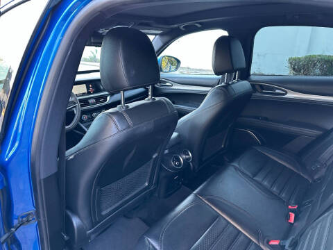 2018 Alfa Romeo Stelvio Ti Sport