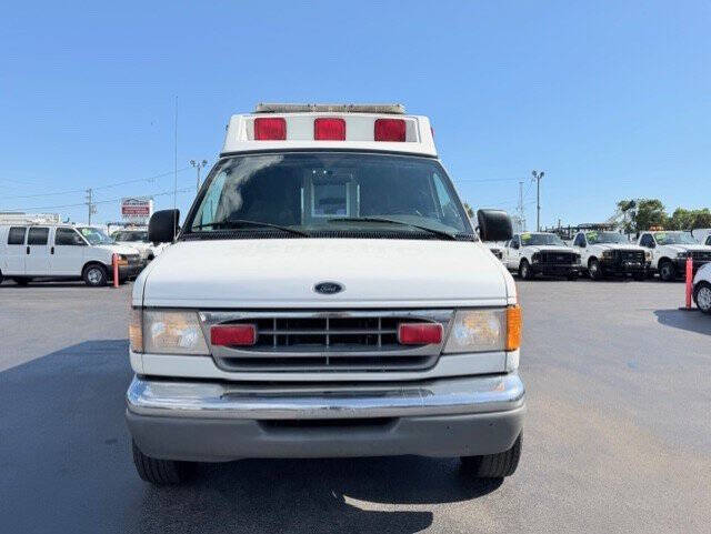 1999 Ford E-Series E-350 SD