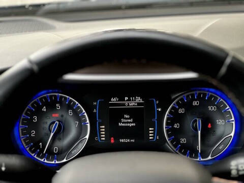 2017 Chrysler Pacifica Touring-L