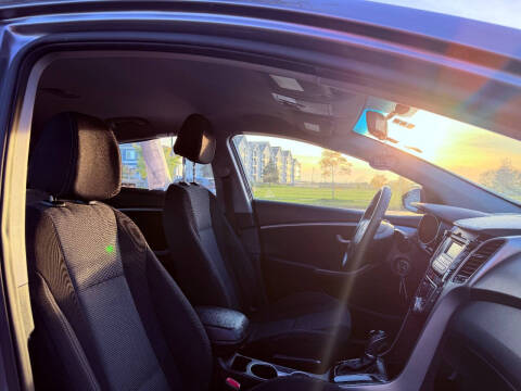 2017 Hyundai Elantra GT