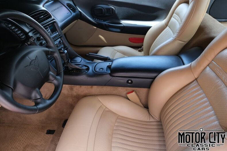 2004 Chevrolet Corvette