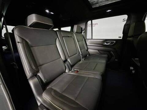 2023 GMC Yukon XL SLT