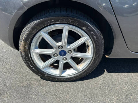 2015 Ford Fiesta SE