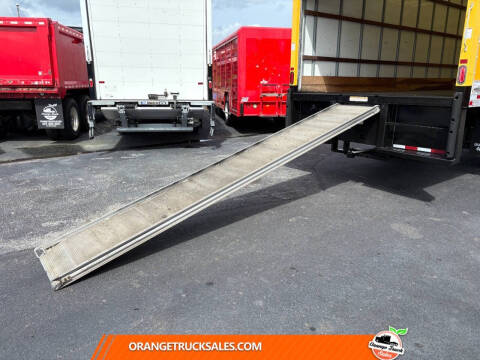 2019 International DuraStar 4300