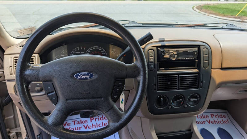 2002 Ford Explorer XLS