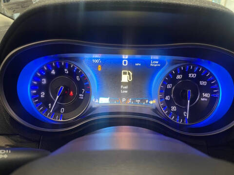 2017 Chrysler 300 C